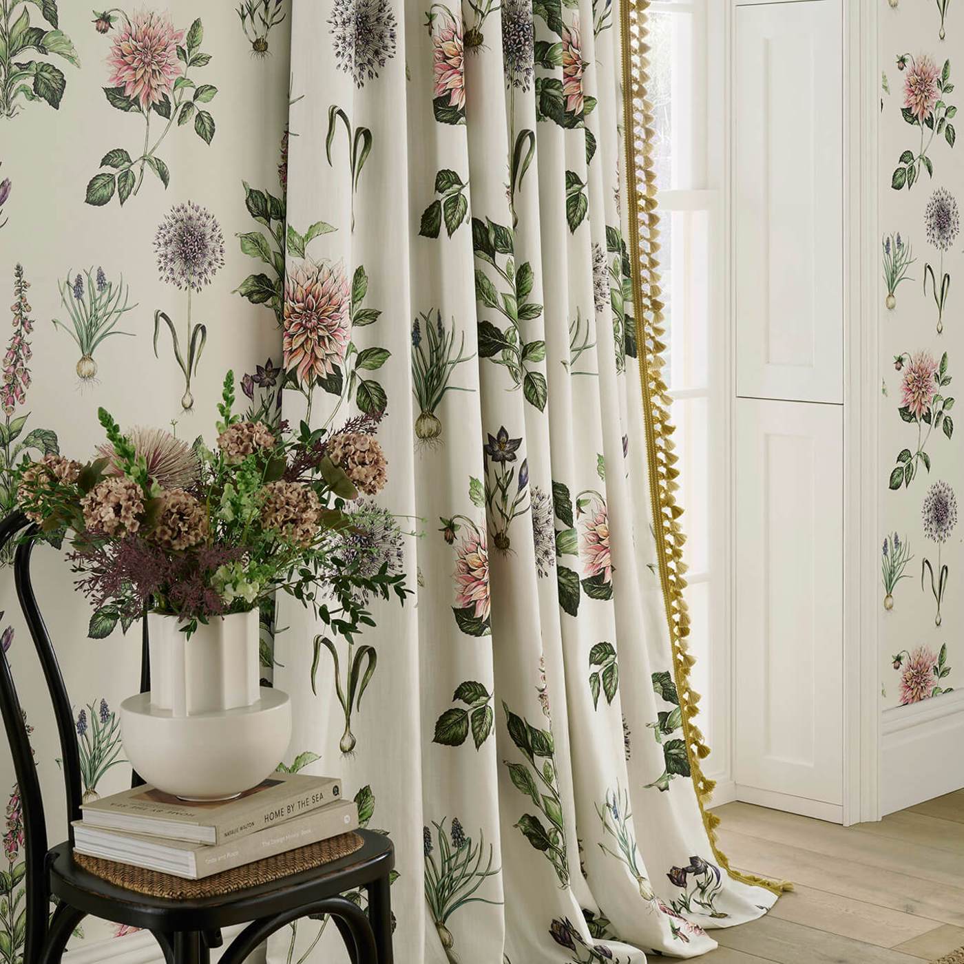 Roseraie Sage Curtain Fabric