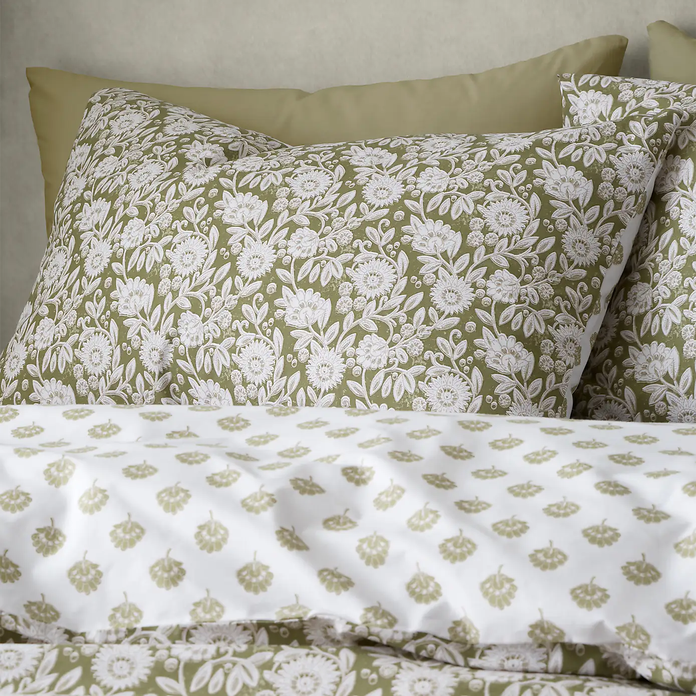 Pineapple Elephant Tangier Floral Olive Green Duvet Cover and Pillowcase Set
