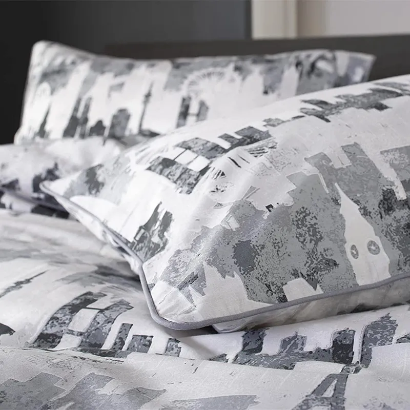 Lyndon New York, London, Paris Black Duvet Set