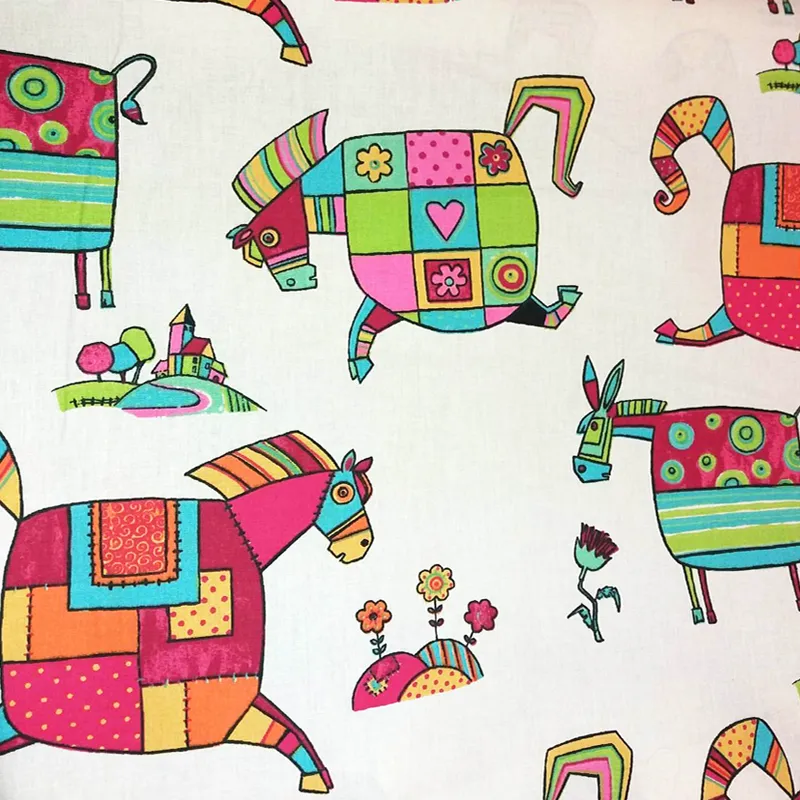Stof Red Horses Fabric